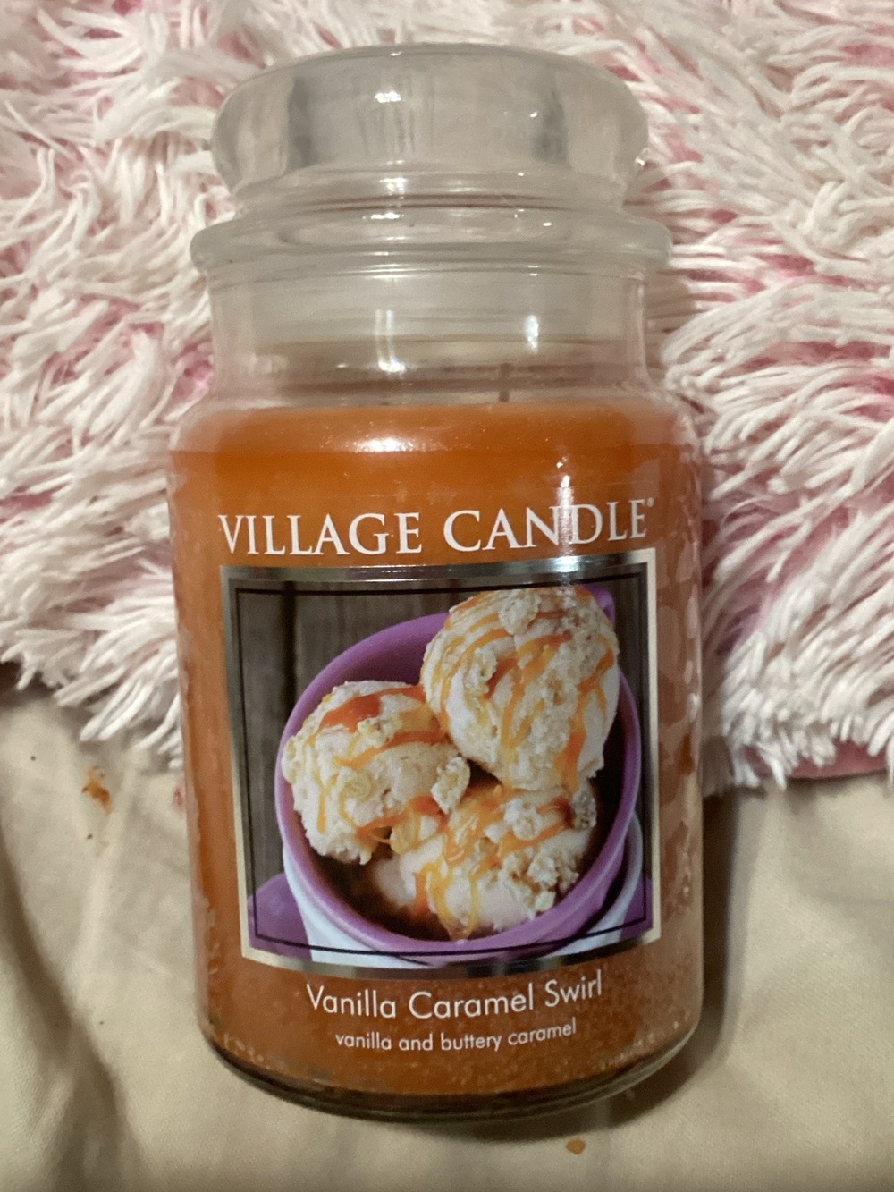 Vanilla Caramel Swirl Scented Jar Candle
